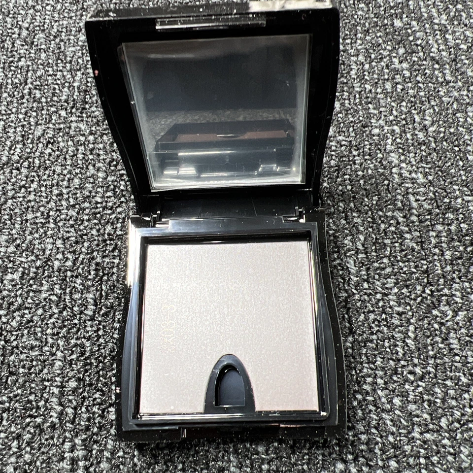 Maquillaje Sombra de Ojos Compacta 3 Bandejas Granito Lavanda Niebla Denim Escarcha Recargable Foto 3 de 4