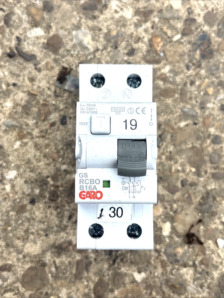 16 Amp RCBO GS B16a 2P ELECTRIC RESIDUAL CURRENT CIRCUIT BREAKER E2163230 - Image 2 of 4