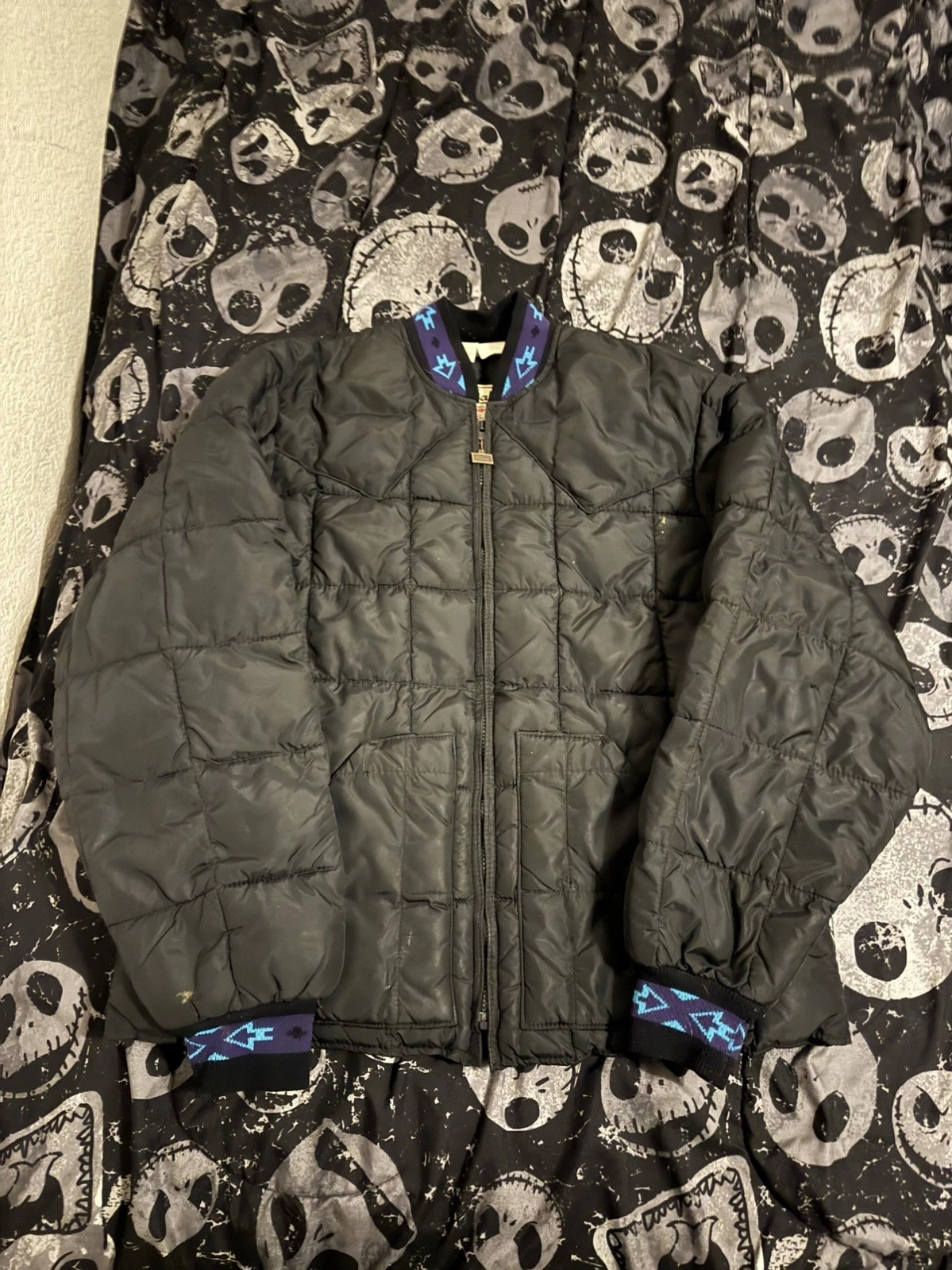 EUC Vintage WALLS BLIZZARD PRUF Black PUFFER JACKET w/ AZTEC TRIM Men’s XL