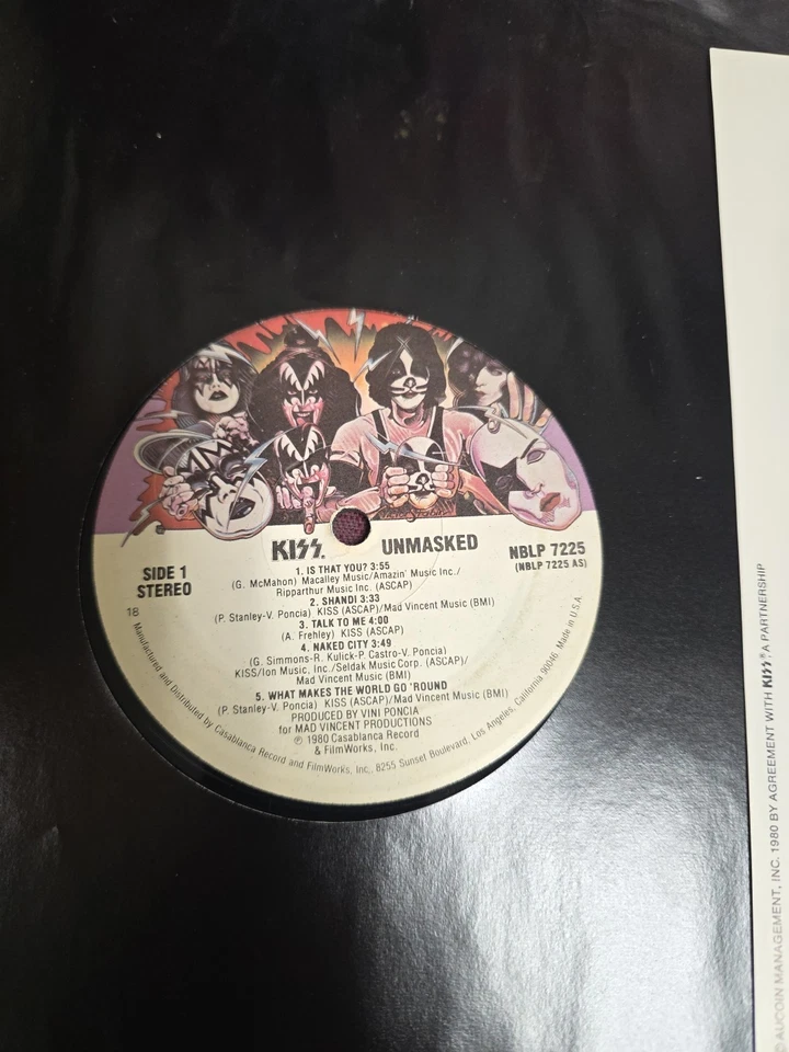 Kiss - KISS UNMASKED Casa Blanca Records (NBLP-7225) LP 33 W/Merch Order Form - Image 4 of 4