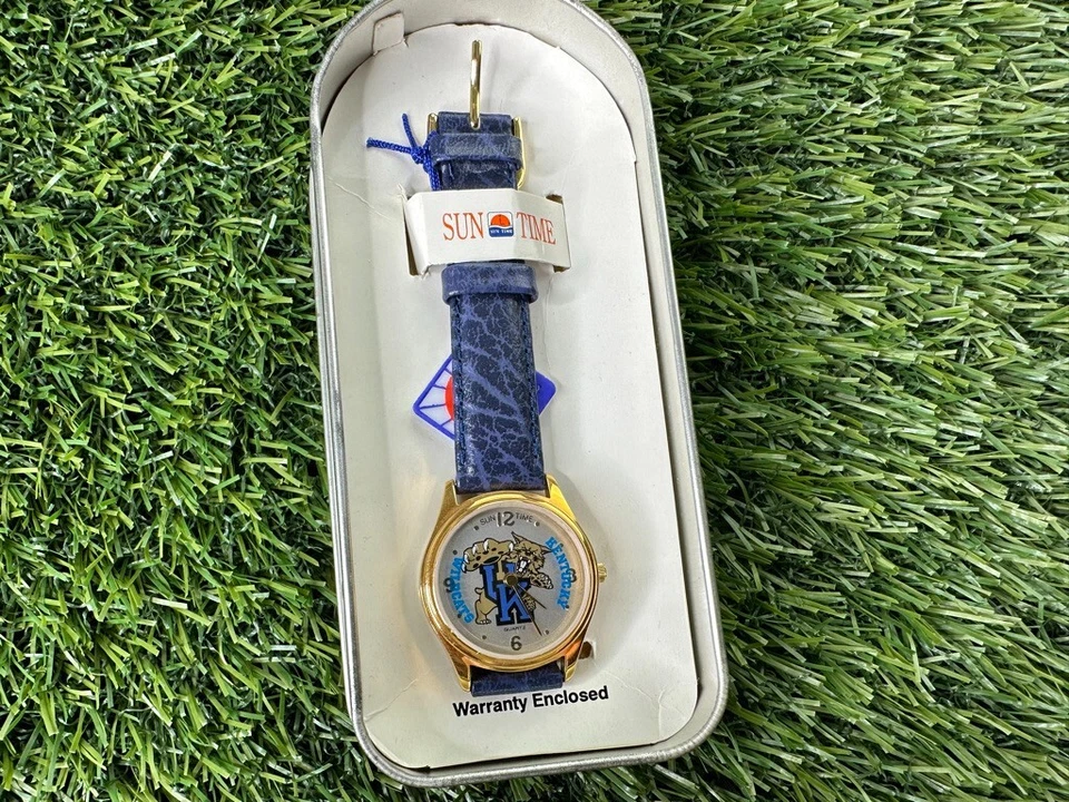 Kentucky Wildcats Reloj Muñeca Correa Cuero Azul Hora del Sol Camiseta de Baloncesto De Colección Foto 2 de 3