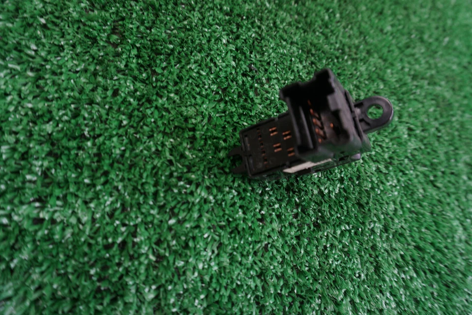 2013 NISSAN MURANO S S RIGHT PASSENGER SIDE Window Switch OEM - Image 4 of 4