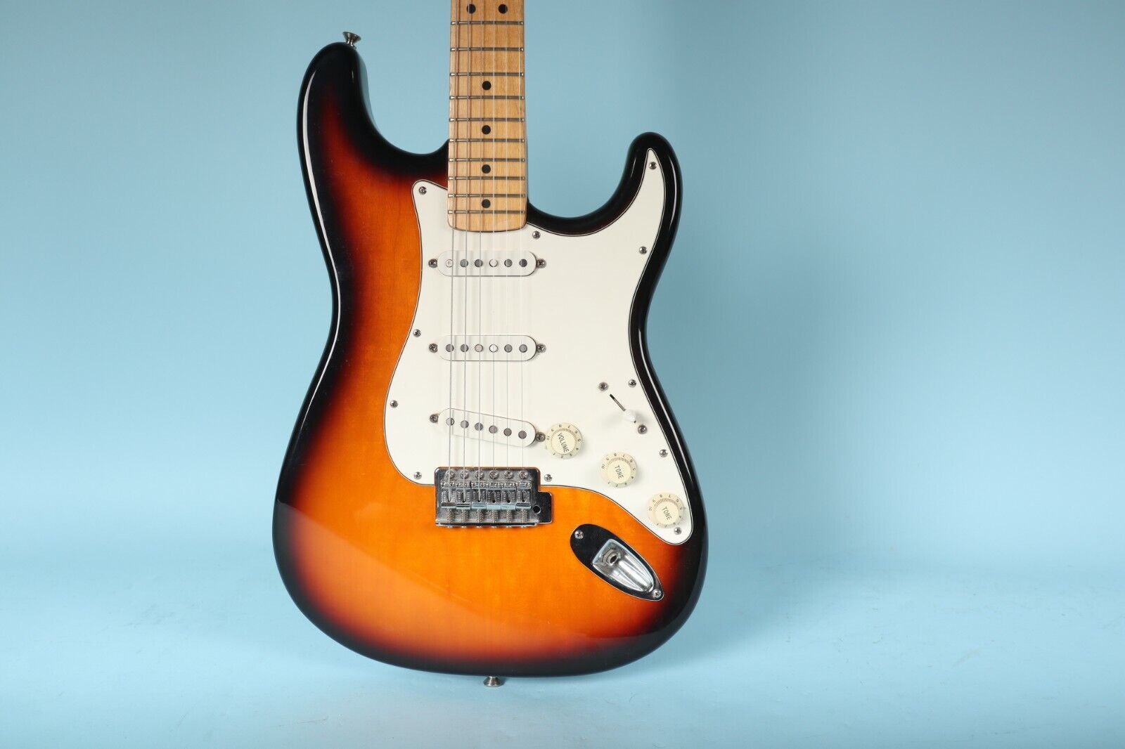 1993 Fender Stratocaster Made in Mexico MIM Strat - Sunburst Sanded Lacquer Neck