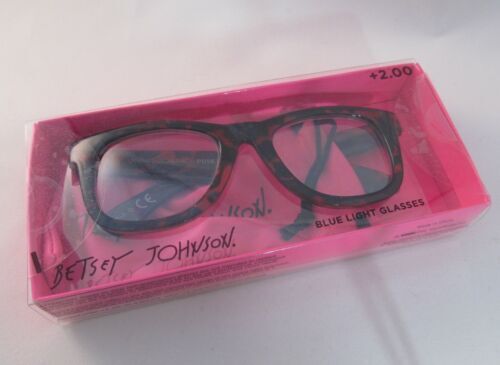 Betsey Johnson Women display picture 1