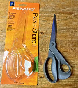 Fiskars Scissors 9-inch Razor Edged Shears Fabric Super Sharp