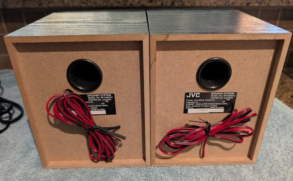 Sistema de microcomponentes de radio CD/USB/FM JVC UX-G210 Foto 2 de 4