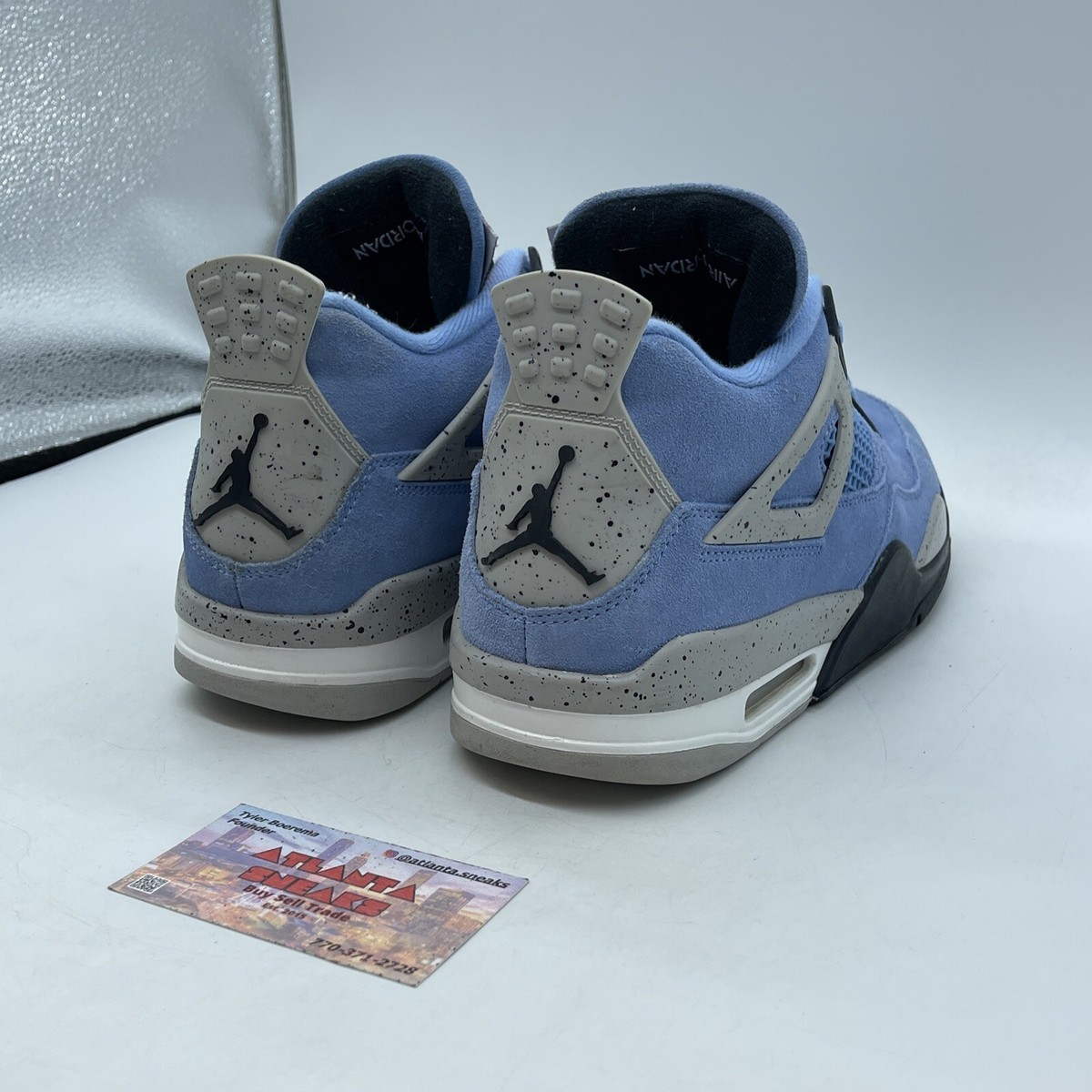 Size 9.5 - Jordan 4 Retro Mid University Blue Suede Grey Size 9.5 - Jordan 4 Retro Mid University Blue Suede Grey