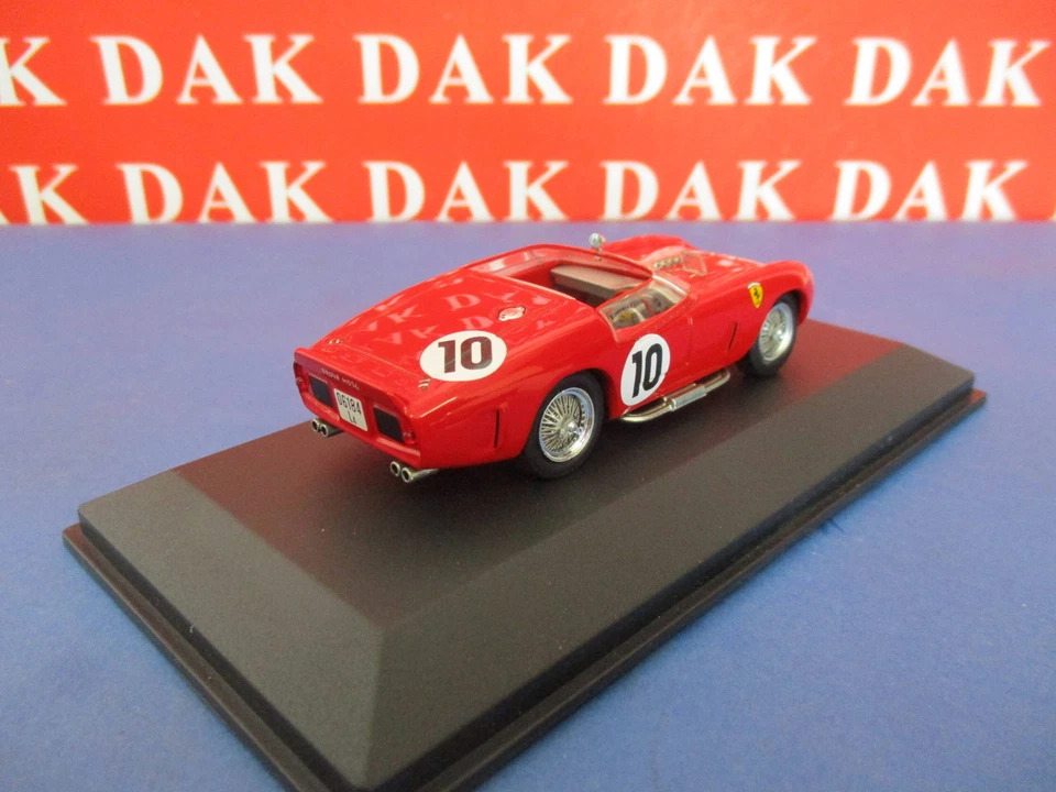 Die cast 1/43 Modellino Auto Ferrari TR61 24H Le Mans 1961 P. Hill by Ixo - Immagine 4 di 4