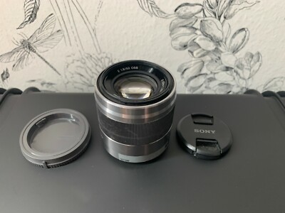 Sony E 50mm F/1.8 OSS Silver Lens (SEL50F18)