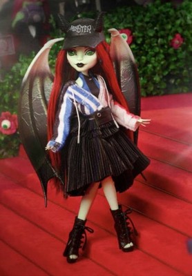 Mattel Creations Off-White Monster High Raven Rhapsody Doll NISB