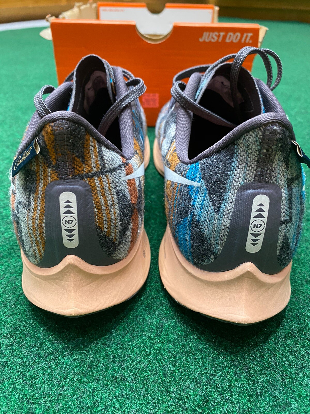 nike air zoom pegasus 36 n7 x pendleton