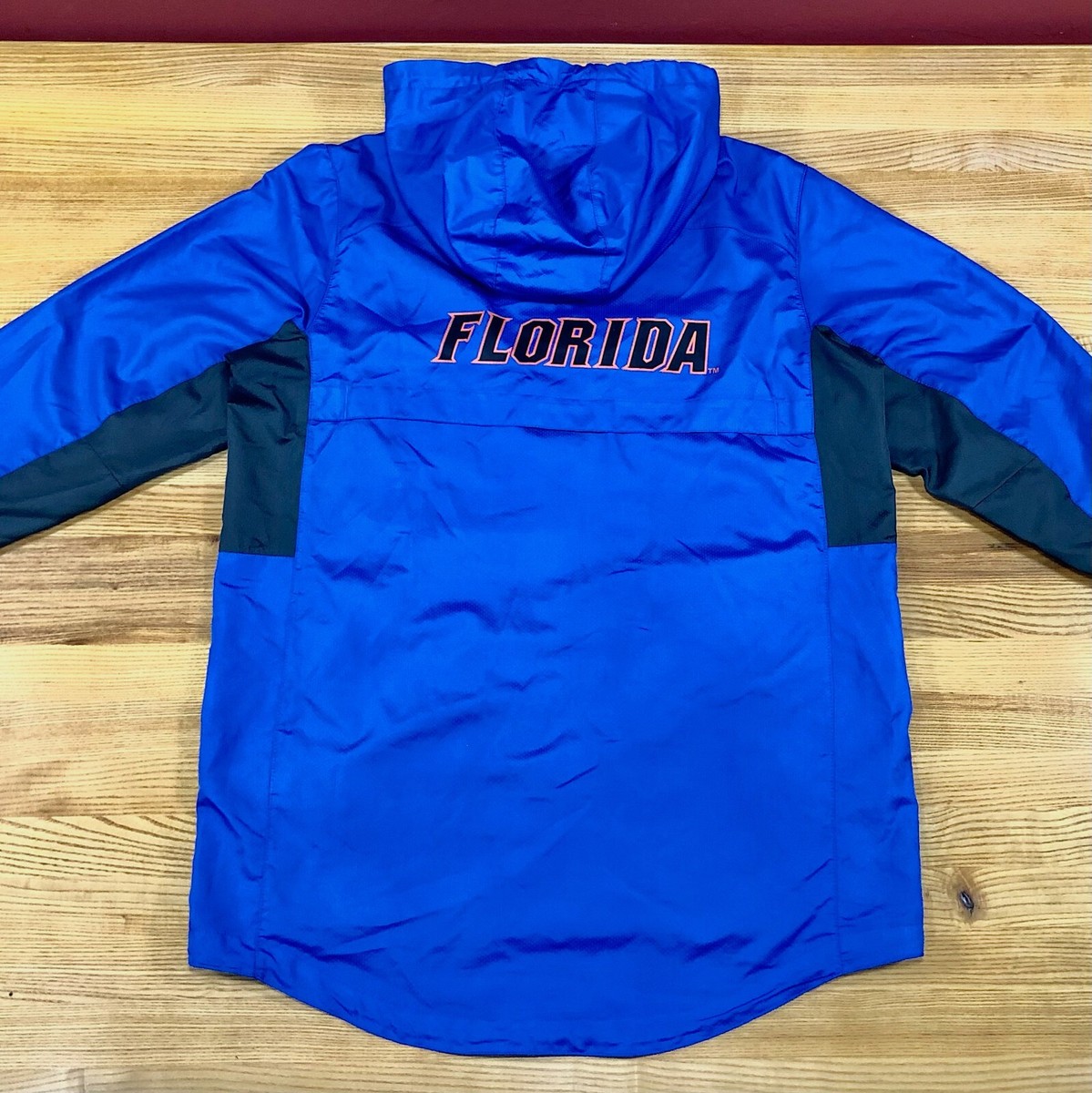 FLORIDA GATORS フロリダ プルオーバー ナイロンジャケット Nike Florida Gators Mens Hooded Training Jacket Windbreaker
