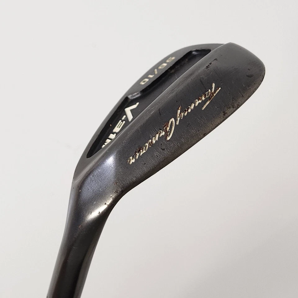 Cuña Tommy Armour V-31M Smoke Black Sand 56° 10 acero regular-flexible diestro 35,25 pulgadas Foto 3 de 4