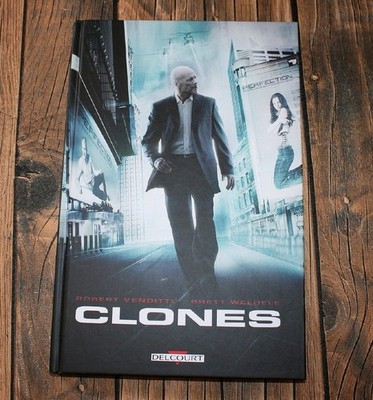 Clones (Robert Venditti/Brett Weldele)