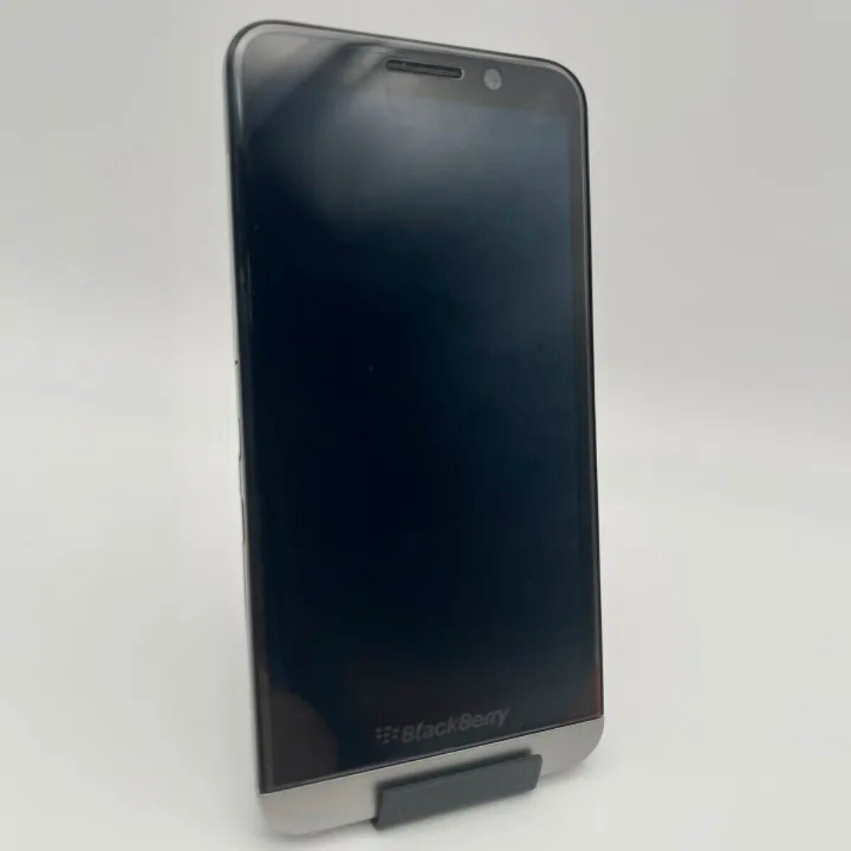 BlackBerry Z30 BlackBerryOS Original 4G LTE WiFi 8MP 5.0" 16