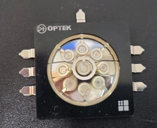 NEW (1  PC)   OVTL09LGAG   OPTEK   LED Uni-Color Green 7-Pin SMD Tray