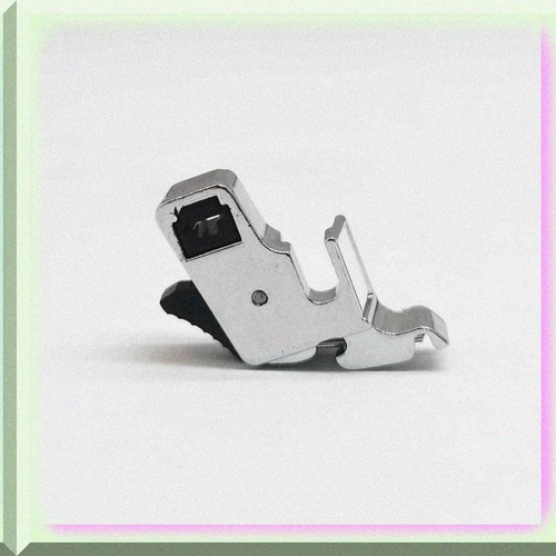 QuickSnap Duo: Low Shank Adapter Presser Foot Holders for Janome, Toyota, Kenmor - 第 3/7 張圖片