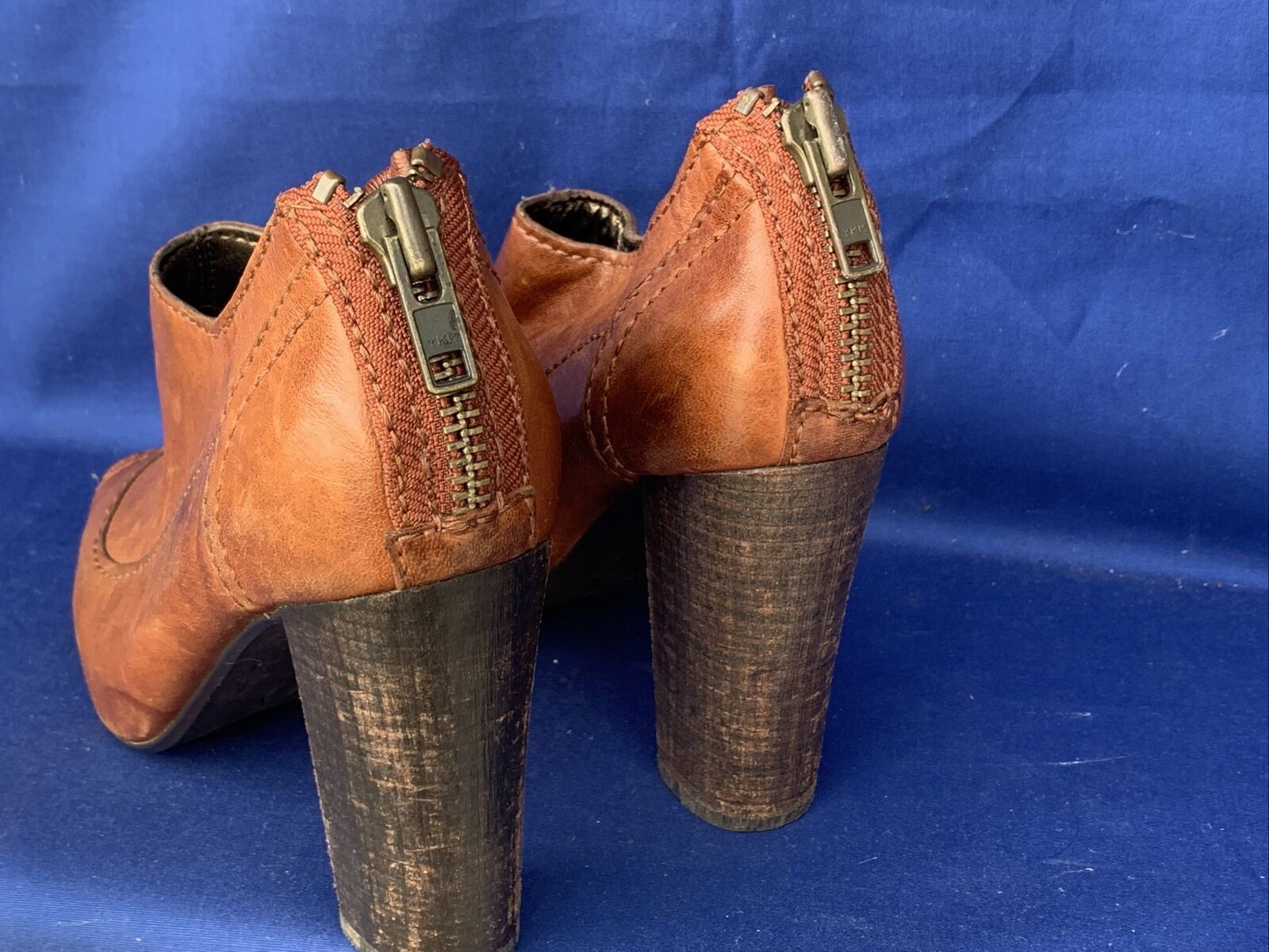 APEPAZZA Distressed Leather Wood High Heels Grann… - image 4