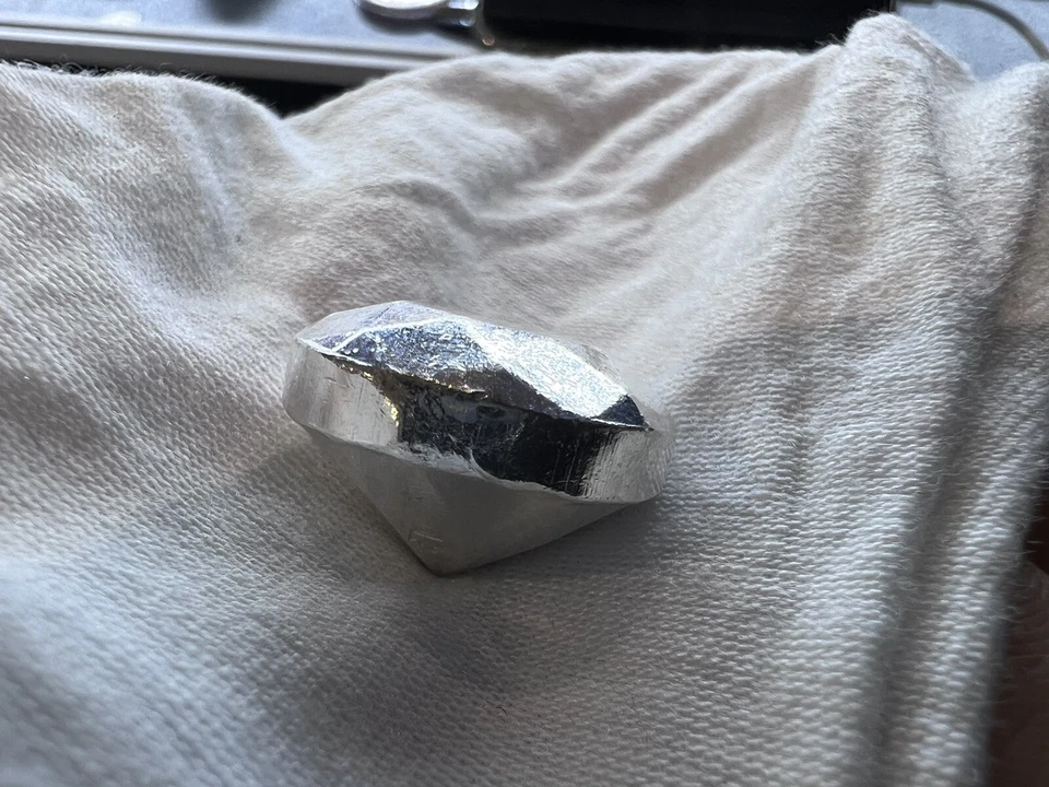 1 - 1 oz .999 Silver Bar - Diamond - with Gift Bag- Monarch Precious Metals- New - Image 4 of 4