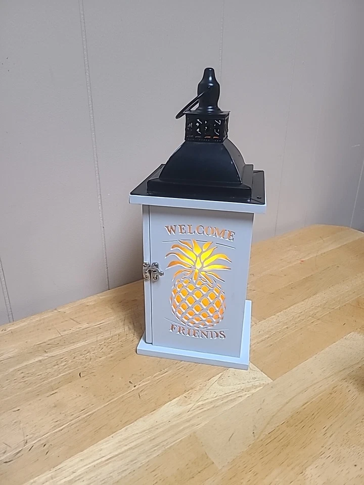 Lanterna de abacaxi Welcome Friends - Imagem 3 de 4