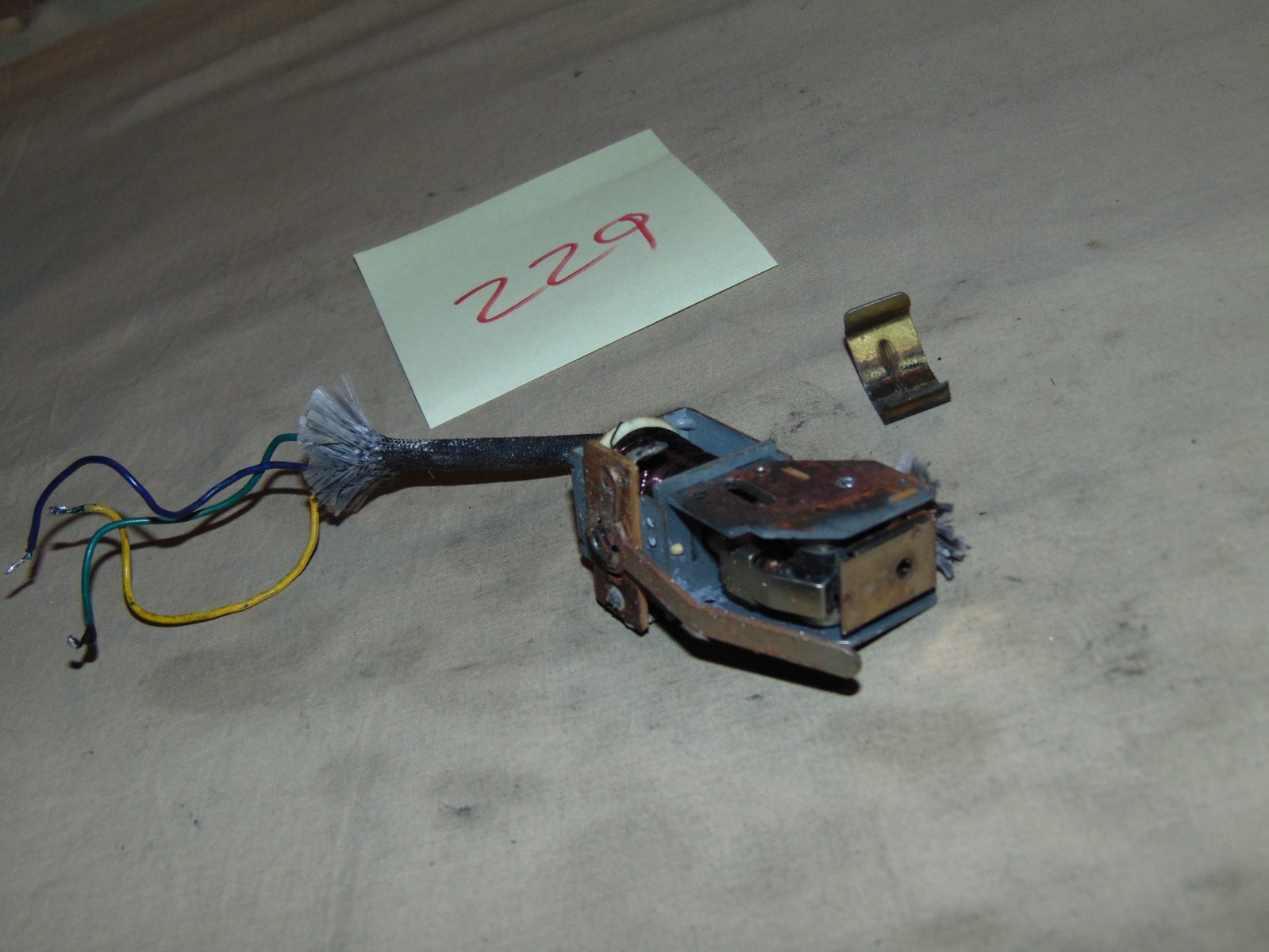 Click here to see eBay Auction