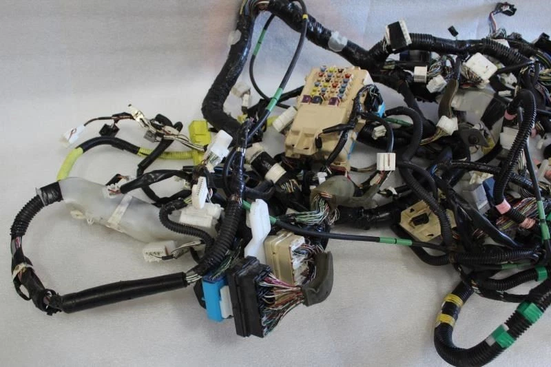 Toyota Sequoia Limited 2005 2006 2007 tablero arnés de cableado de piso 4x2 2x2 Foto 3 de 4