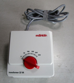 Märklin H0 Nr. 6647 Trafo Transformator Fahrregler 230 Volt 32 VA geprüft Nr.1