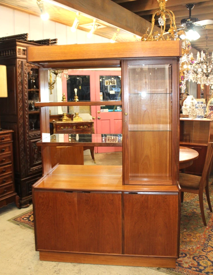 Mid Century Modern Teak Display Cabinet / Buffet / Sideboard W Light - Image 2 of 4