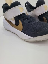 Nike Team Hustle Boys' Basketball Sneakers Black White Gold Size 13C