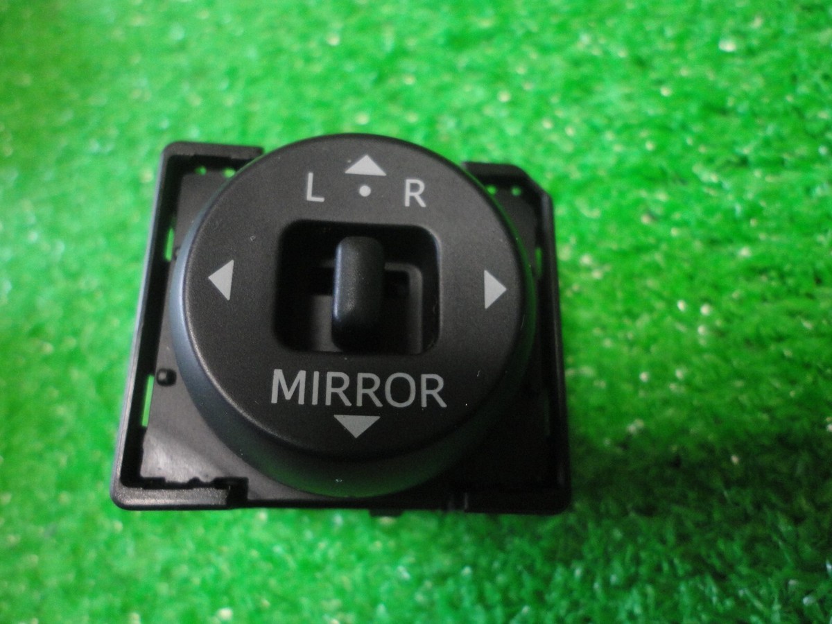 TOYOTA CROWN GRS200 Genuine Door Mirror Switch 84872-30040 | eBay