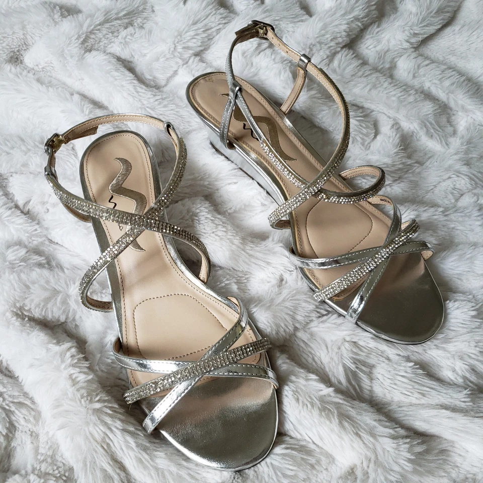 Босоножки женские Nina Franya серебристые металлик на танкетке размер 8,5 М/ЕС 38,5 - Изображение 4 из 4