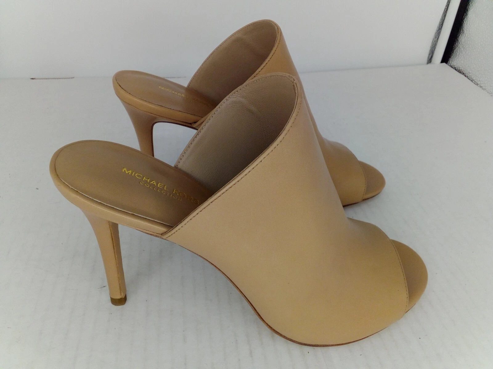 Michael Kors Burnett Tacchi a Mulo in Pelle Toffee Beige Taglia 37 (US 7)