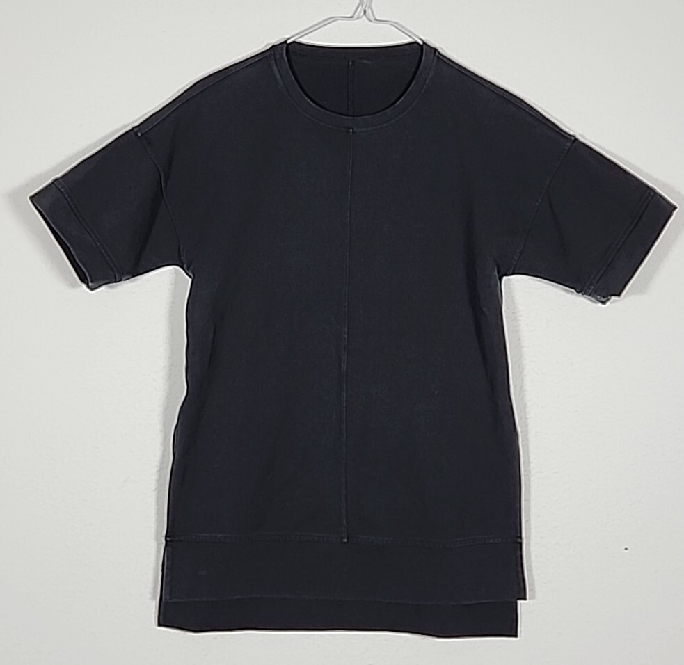 Lululemon Women's Black Athletic Shirt Short Sleeve Size (2) XS Extra