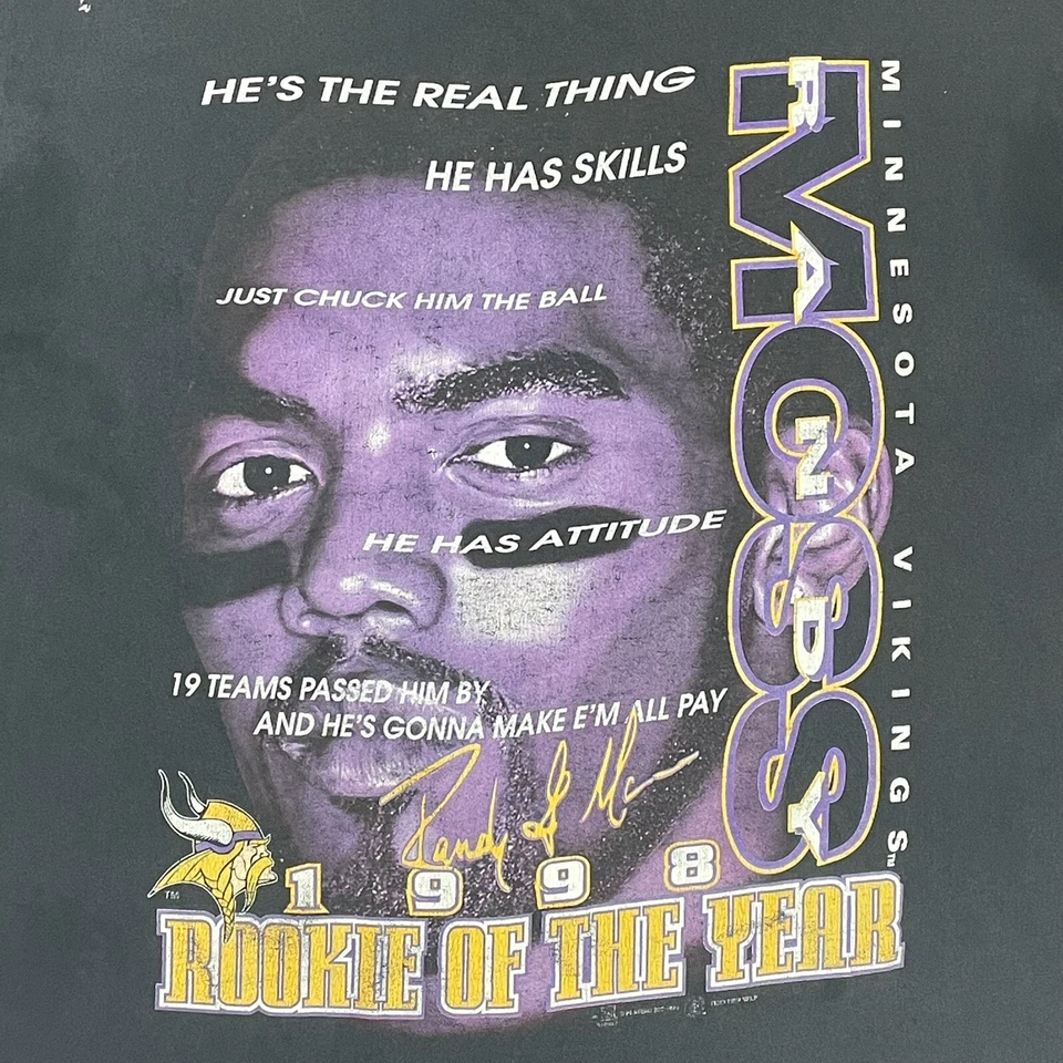 Vtg 90’s Distressed Randy Moss Rookie of the Decade Big Face Rap Tee Fits XL-L - Image 2 of 4