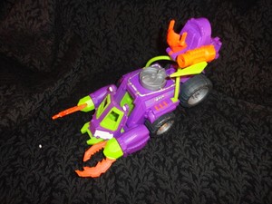imaginext dc super friends the joker & harley quinn battle vehicle