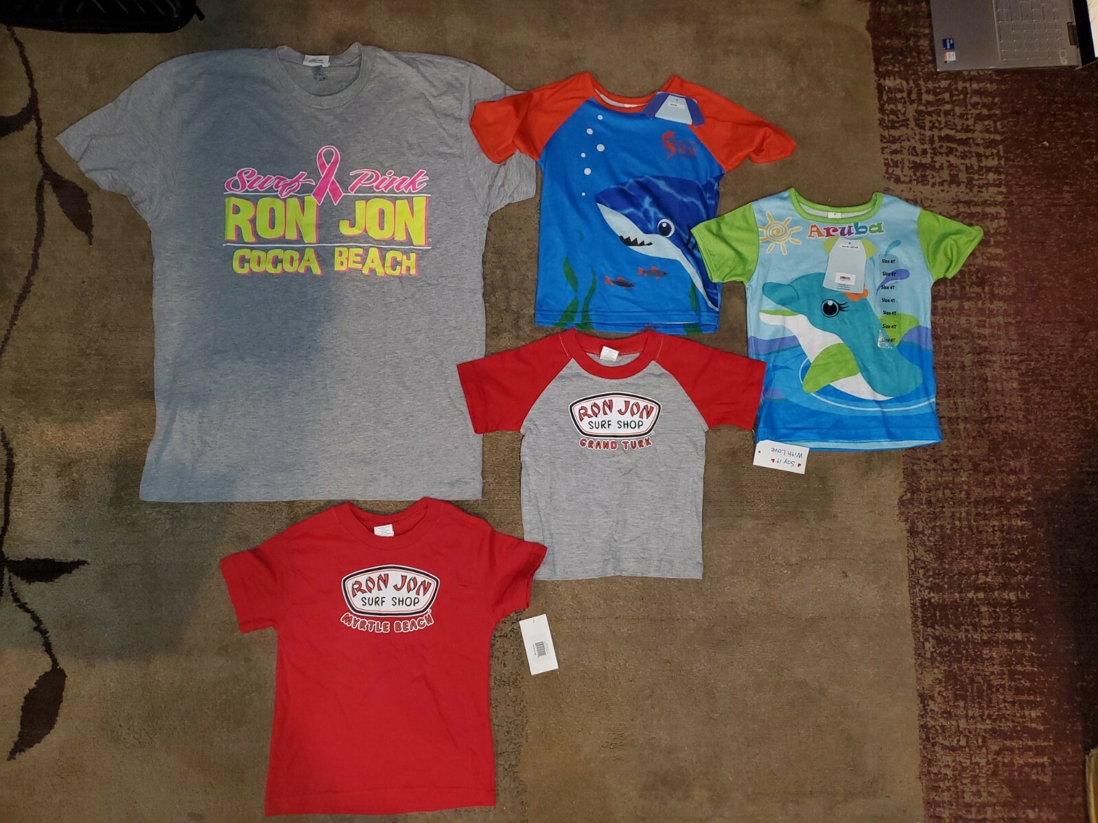 ALTRA Lotto magliette bambini Ron Jon Surf Shop e altre magliette TAGLIE 4t 2t MEDIA