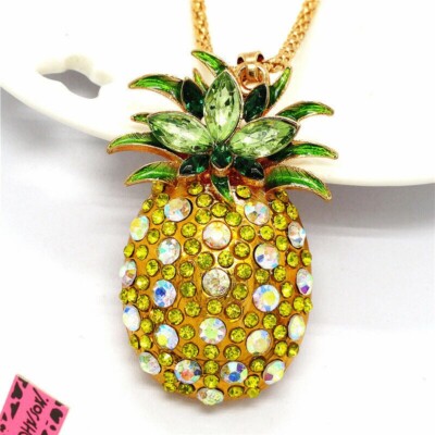 18K Gold Plated And Deluxe Quality Bright Sparkling Golden Pineapple Pendant