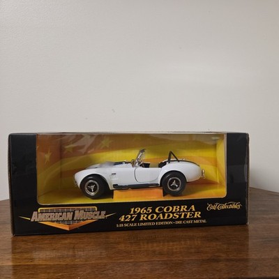 VINTAGE ERTL AMERICAN MUSCLE MILLENNIUM 1965 Shelby Cobra 427 Roadster WHITE 