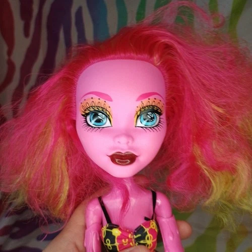 Monster High Gooliope Jellington Freak Du Chic 17" Doll With Dress