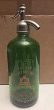 Rare Berlin Sparkling Water Co. Berlin NJ. Green Seltzer Bottle