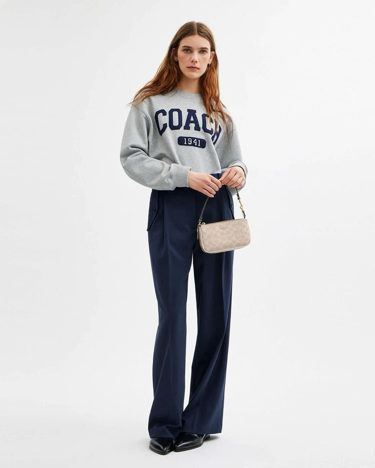 全新带标签 Coach Nolita 19 英寸签名帆布金色/沙粉笔 CW426 — 第 4/4 张图片