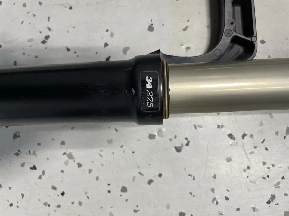 Fox Rhythm 34 Float Grip 27,5” 140mm Forcella sospensione MTB usata - Immagine 4 di 4