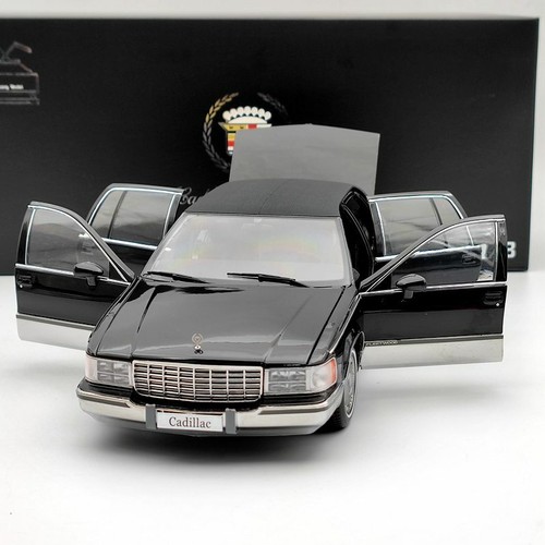 Dealer Edition 1:18 Cadillac Fleetwood Brougham 1992-1994 Black Diecast Edition - Picture 1 of 11