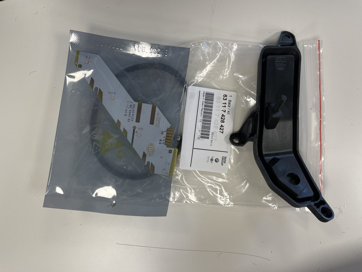BMW 1 Series F20 F21 LCI Headlight Indicator Repair Kit - LEFT 