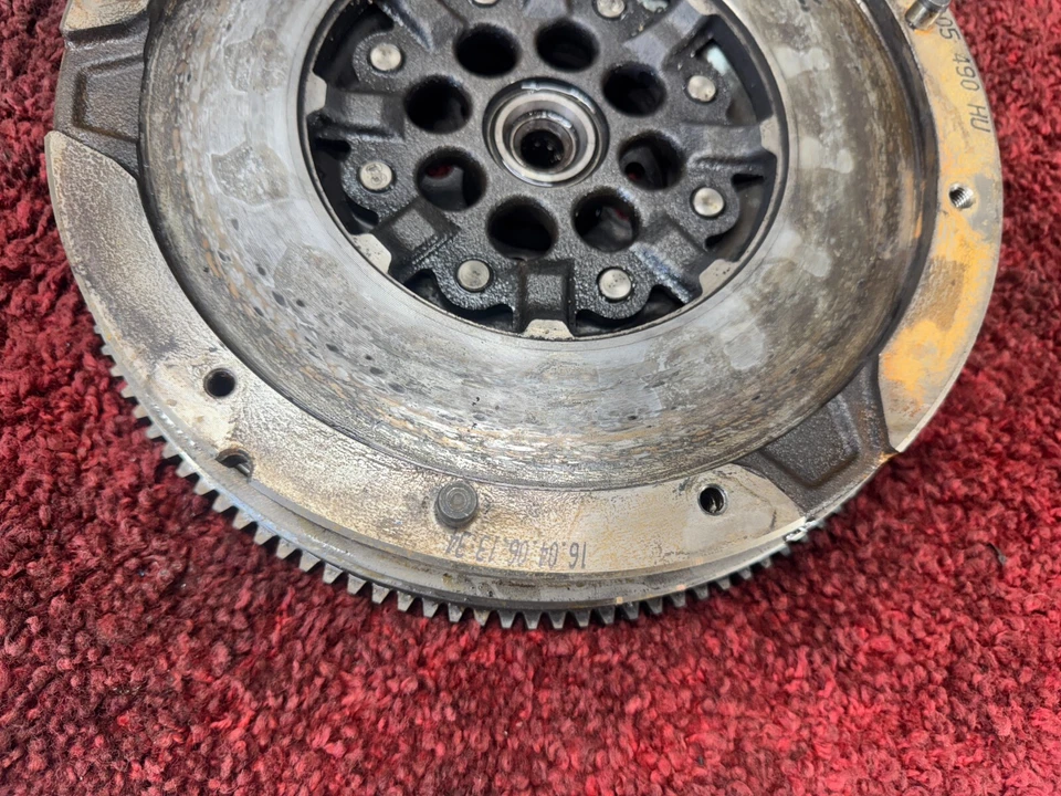 BMW E93 E92 E82 E60 F10 F30 F32 E89 N54 N55 MANUAL CLUTCH 21208631999 OEM 95K - Image 2 of 4