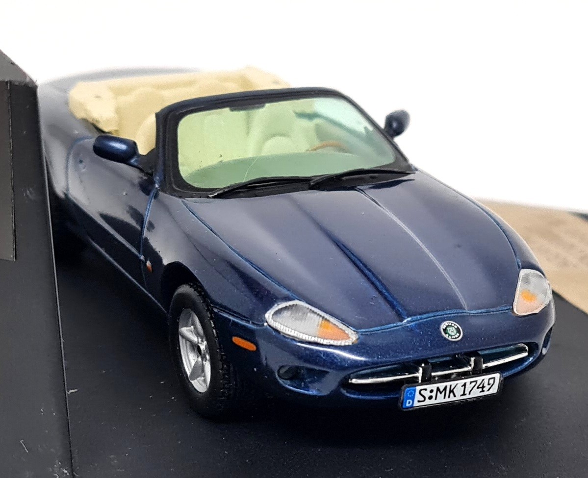 Vitesse 1/43 Jaguar XK8 Open Cabriolet Metallic Sapphire Blue Diecast Model