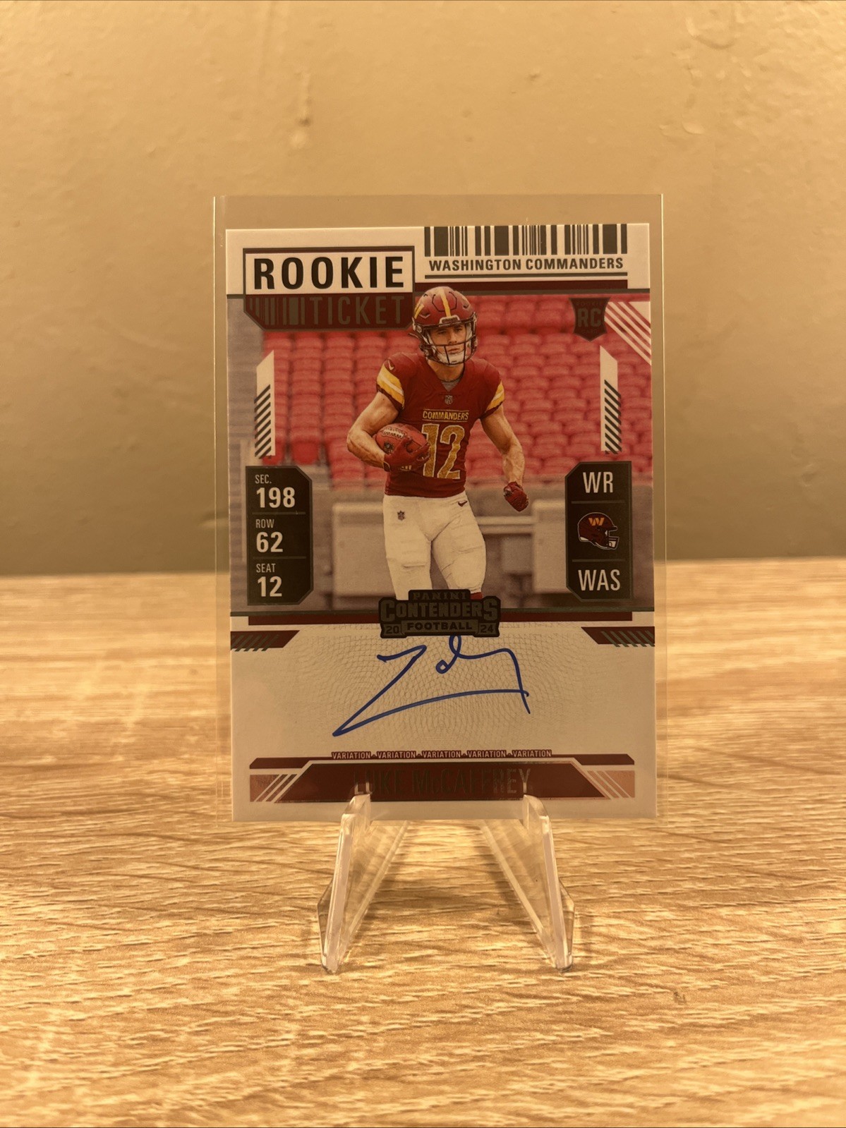 2024 Contenders Rookie Variation #121 Luke McCaffrey RC Rookie Auto Commanders