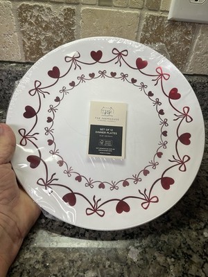 The Farmhouse Red Bow & Heart Border Hard Plastic10.25'' Dinner Plates Set 12 New
