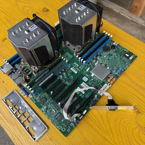 Supermicro X10DRH-iLN4 + 2x INTEL XEON 2.50 GHz + 32 GB DDR4 ECC RAM