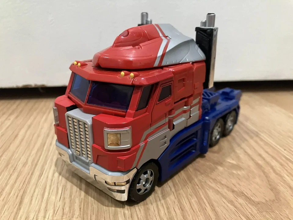 TRANSFORMERS FANSPROJECT G3 TRAILER & CHUG CLASSIC OPTIMUS PRIME +TOYHAX UPGRADE - Image 4 of 4